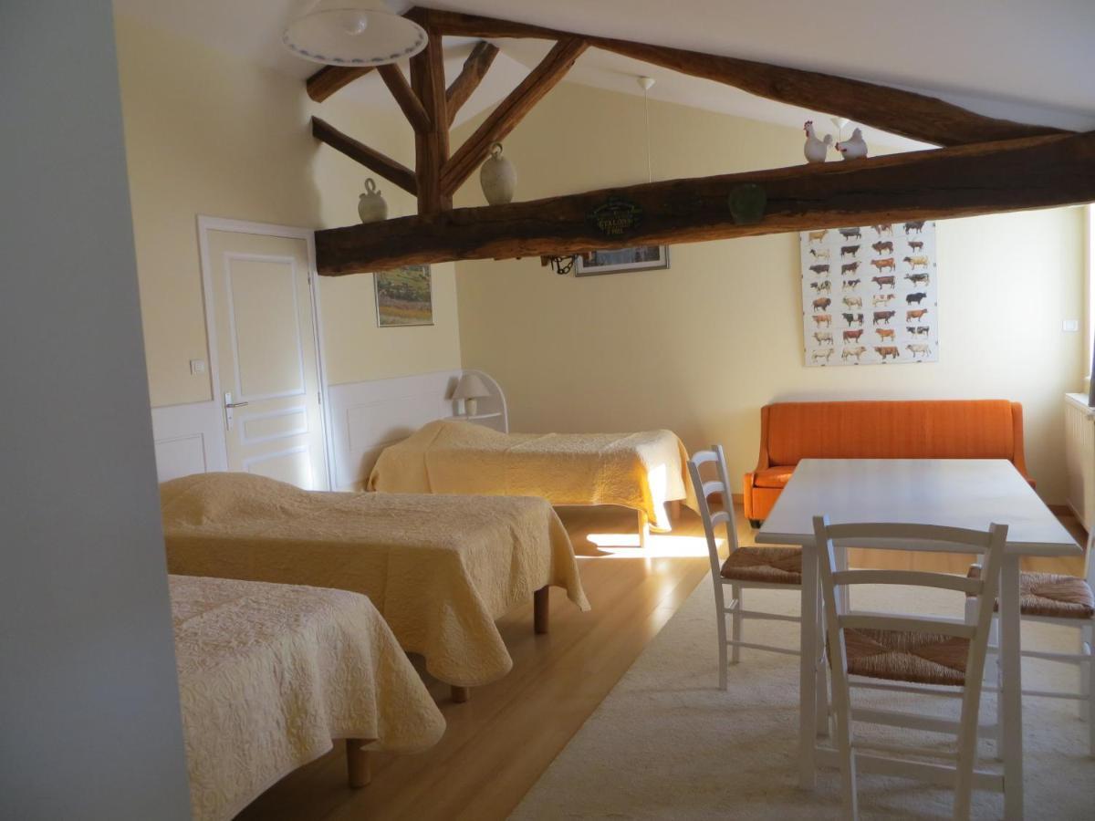 Bed and Breakfast La Vache Sur Le Toit Montagny  Exteriér fotografie